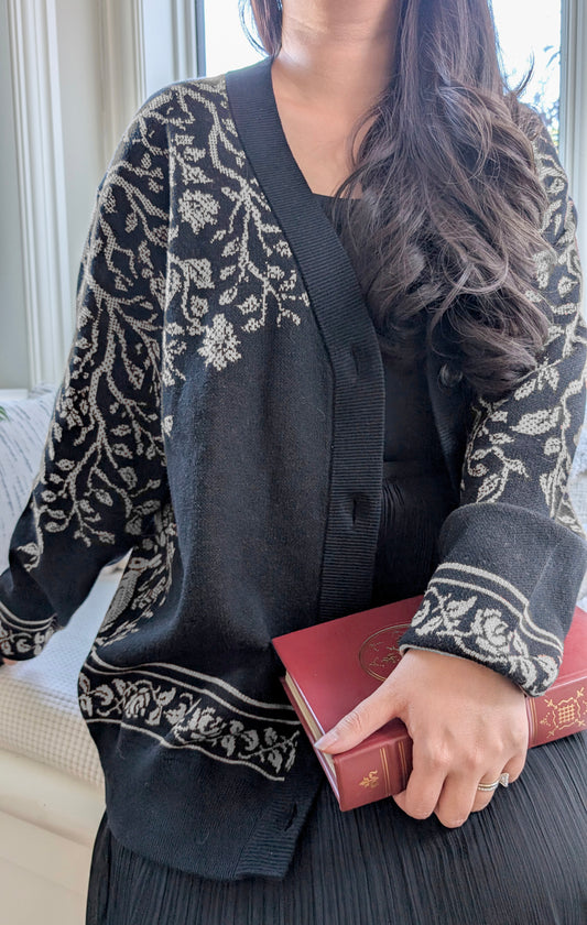 The Reader Knit Cardigan [Grey]