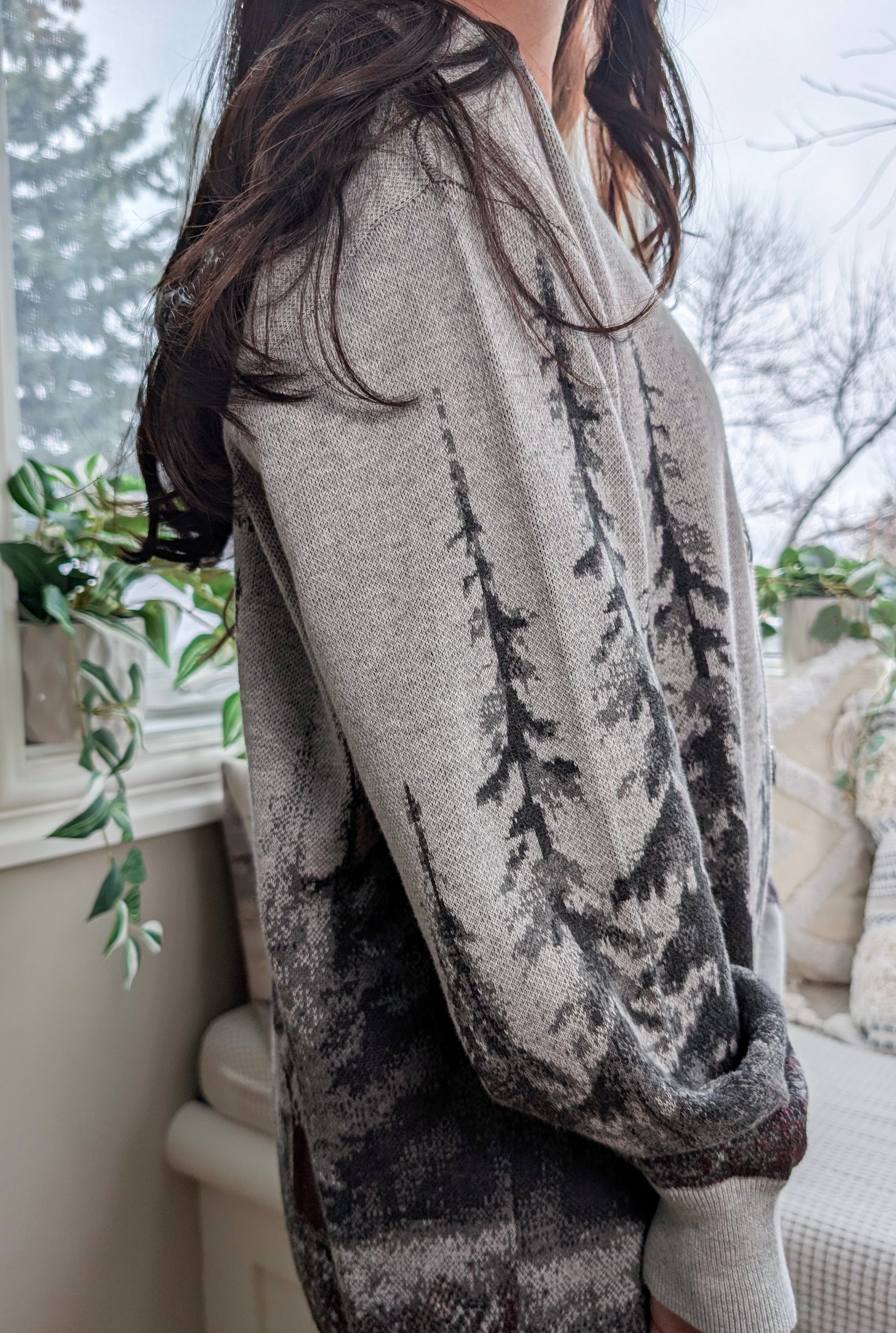The Thirteen Cardigan – Narrative Threads